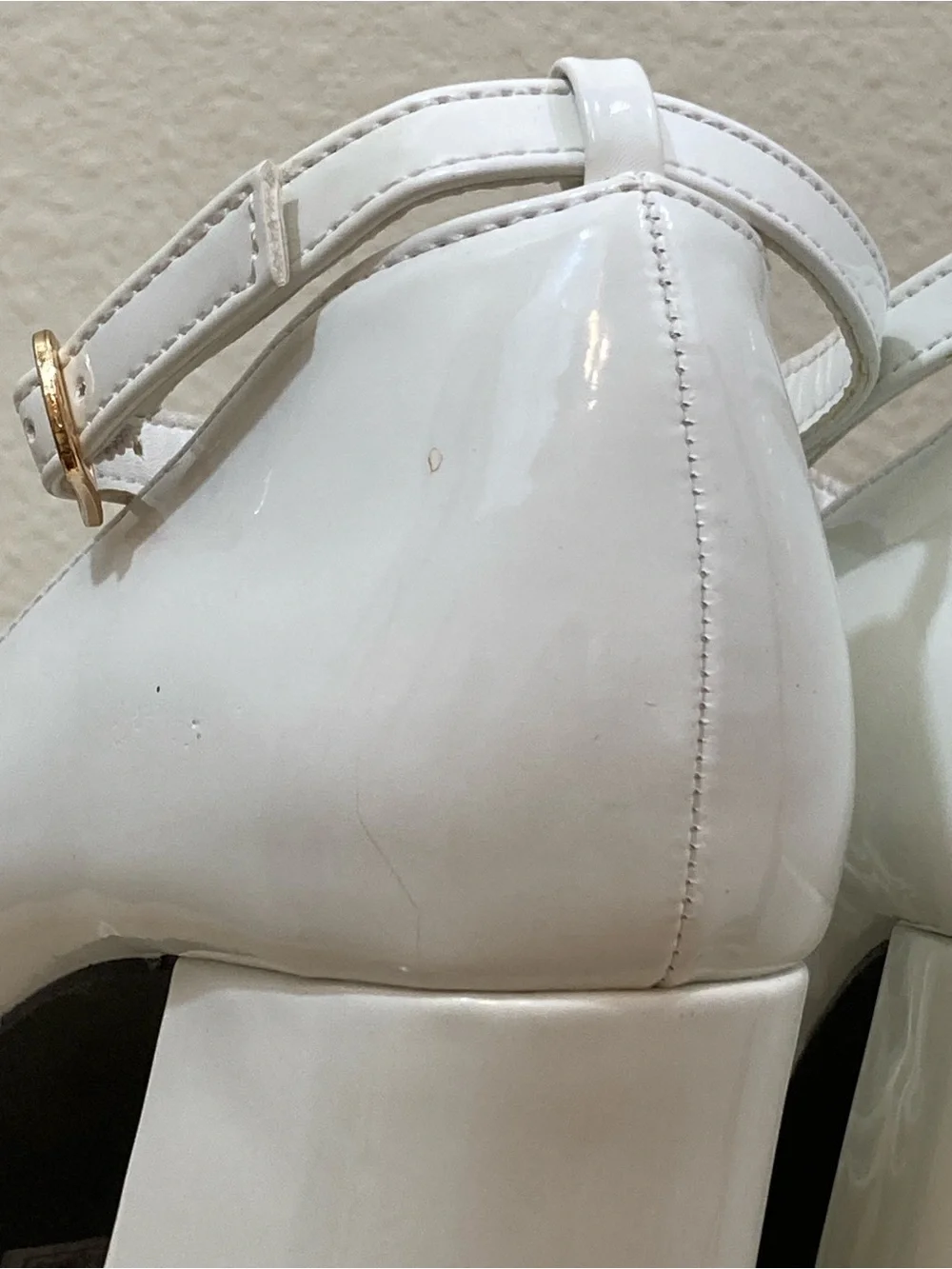 Qupid White Patent Platform Heels Size 6.5 Ankle Strap 4.25” Heel